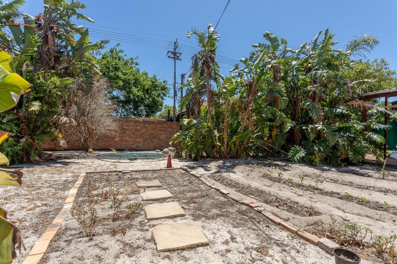 8 Bedroom Property for Sale in Pinelands Western Cape